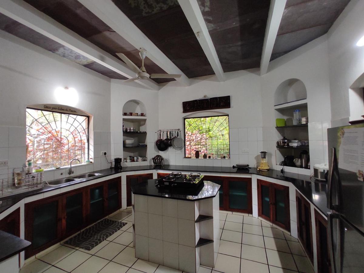 Gaia'S Garden Guest House Auroville Exterior photo