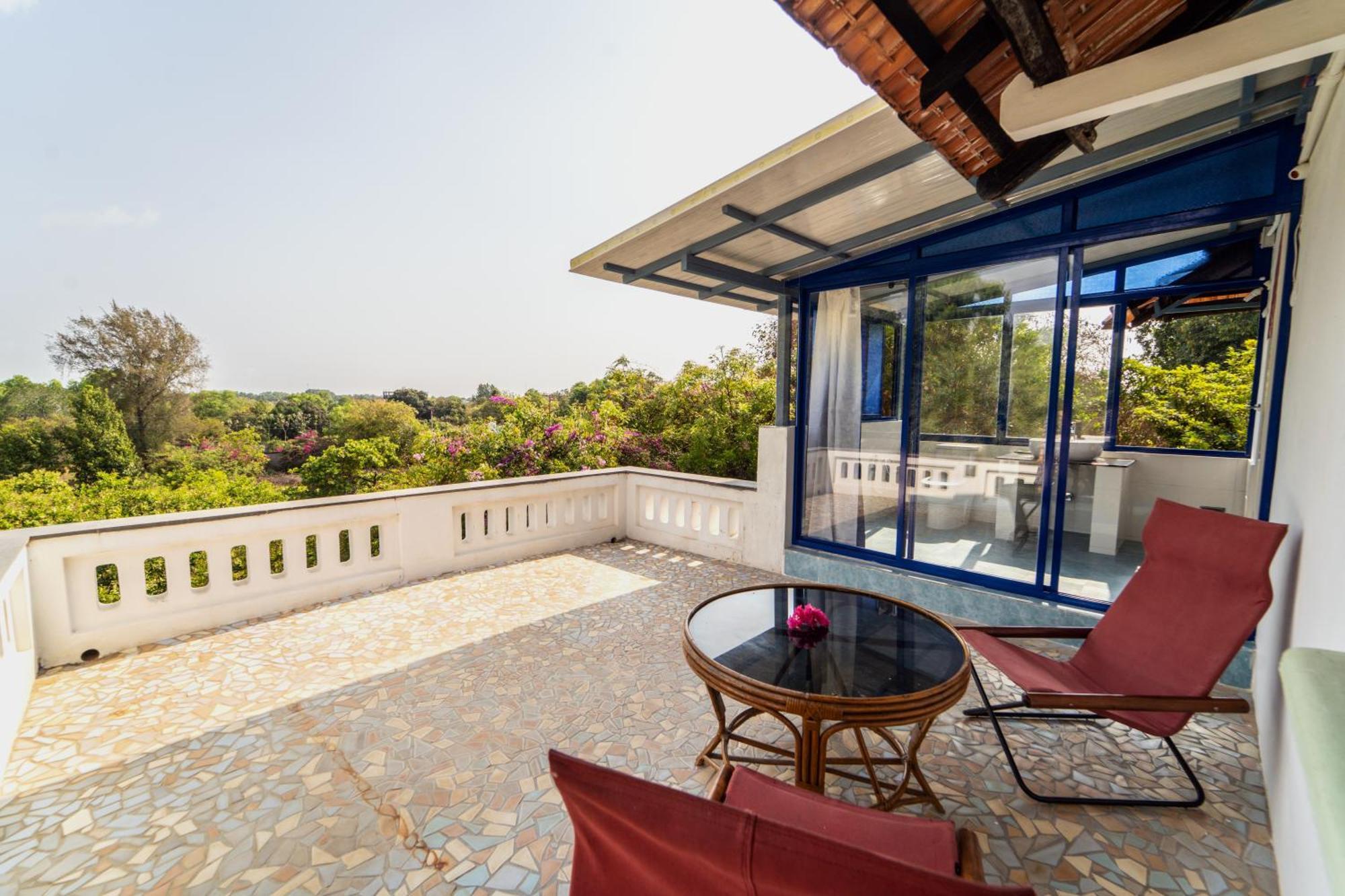 Gaia'S Garden Guest House Auroville Room photo