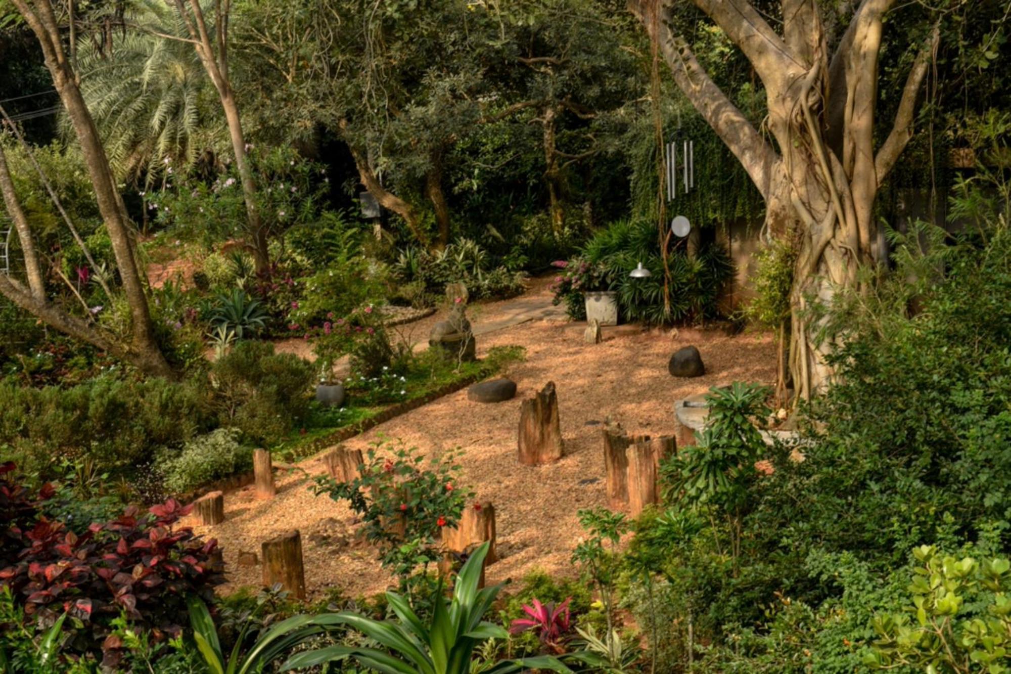 Gaia'S Garden Guest House Auroville Exterior photo